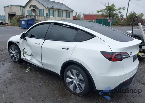 2021 Tesla Model Y Long Range Dual Motor All-Wheel Drive from USA, damaged, VIN 5YJYGDEE3MF158317